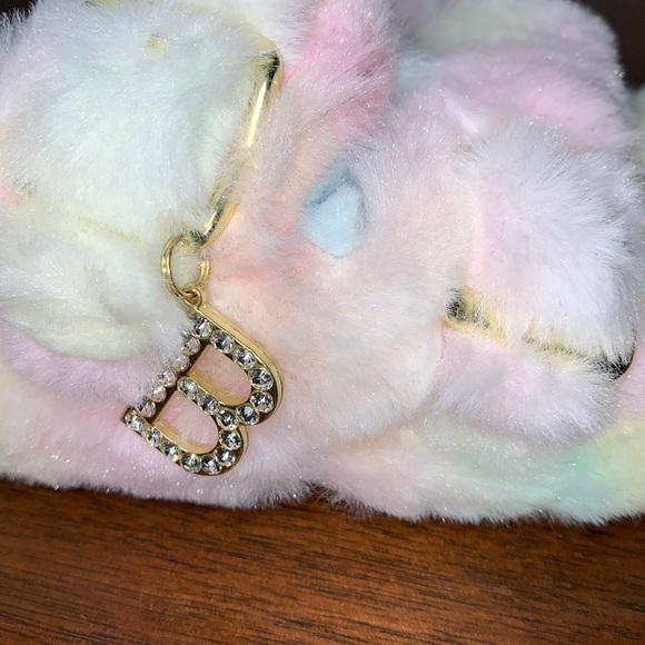 BEBE Fanny Faux Fur Fuzzie Slide Logo Rhinestone Sandals Pink Tie Dye - Picture 5 of 10